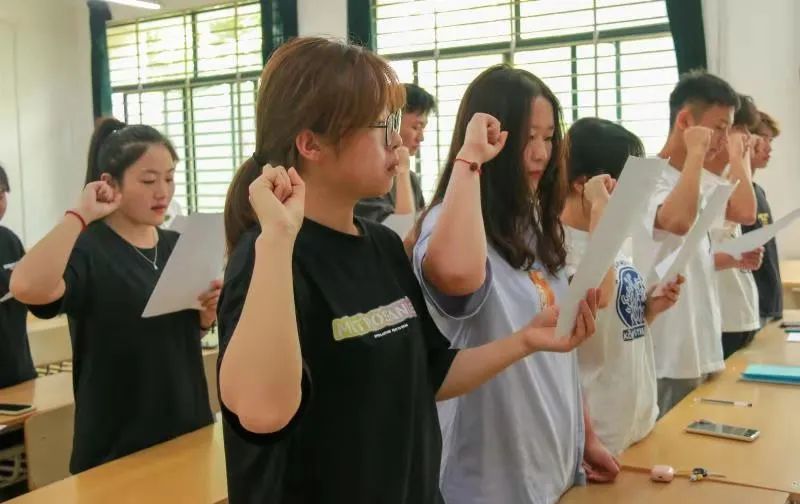 【城市建設(shè)學(xué)院】開展禁煙宣誓活動(dòng)