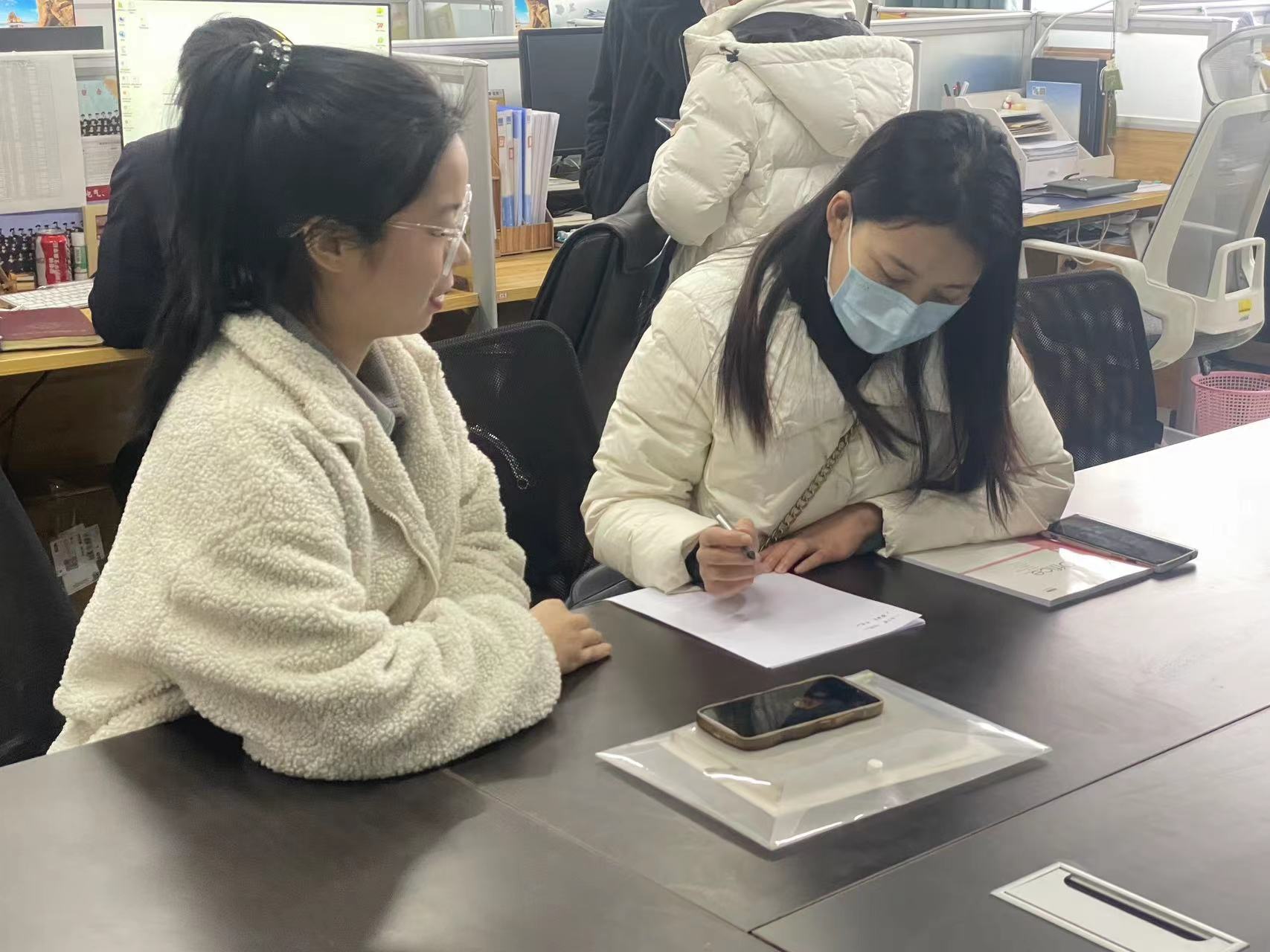 【支部風采】新傳媒學院學生黨支部擬發(fā)展對象談話