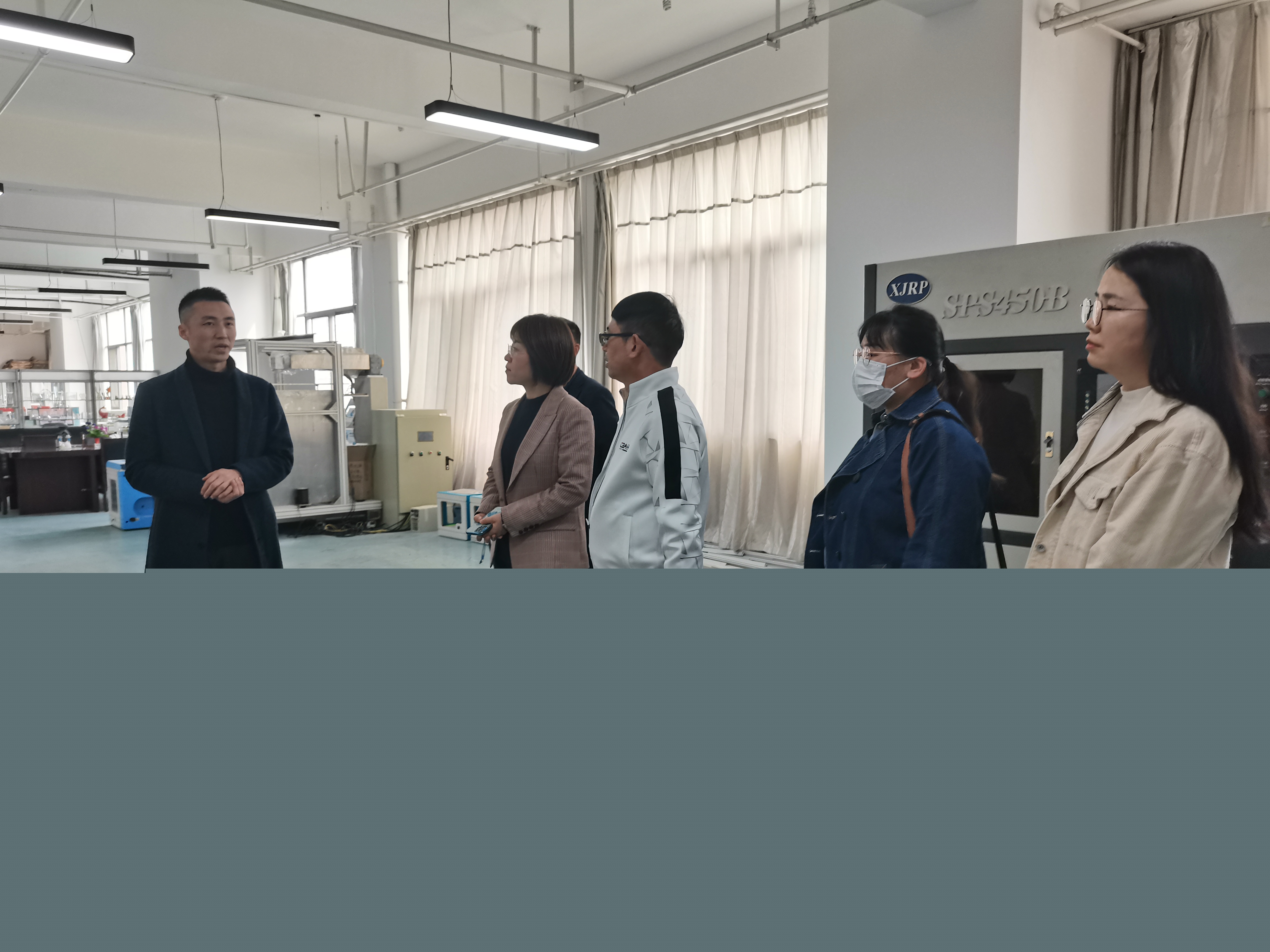 信息與科技工程學(xué)院機(jī)械教研室赴西安佳為科技產(chǎn)業(yè)基地參觀交流