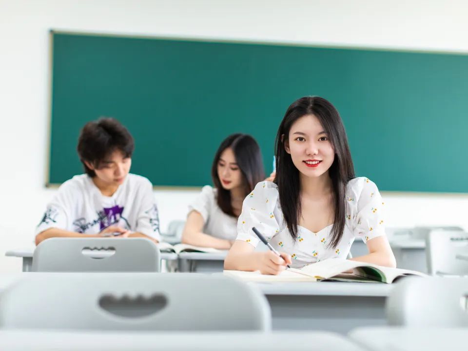 8051，學(xué)長(zhǎng)學(xué)姐帶你看“高新”！