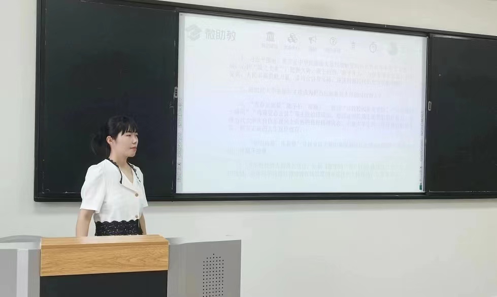 【教學(xué)動(dòng)態(tài)】新學(xué)期思政部召開(kāi)思想道德與法治課程組集體備課會(huì)