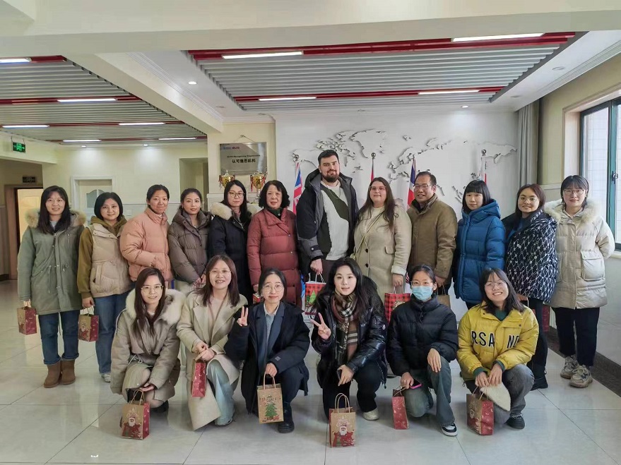 中外師生共慶圣誕，聯(lián)誼活動(dòng)傳遞文化交流之聲