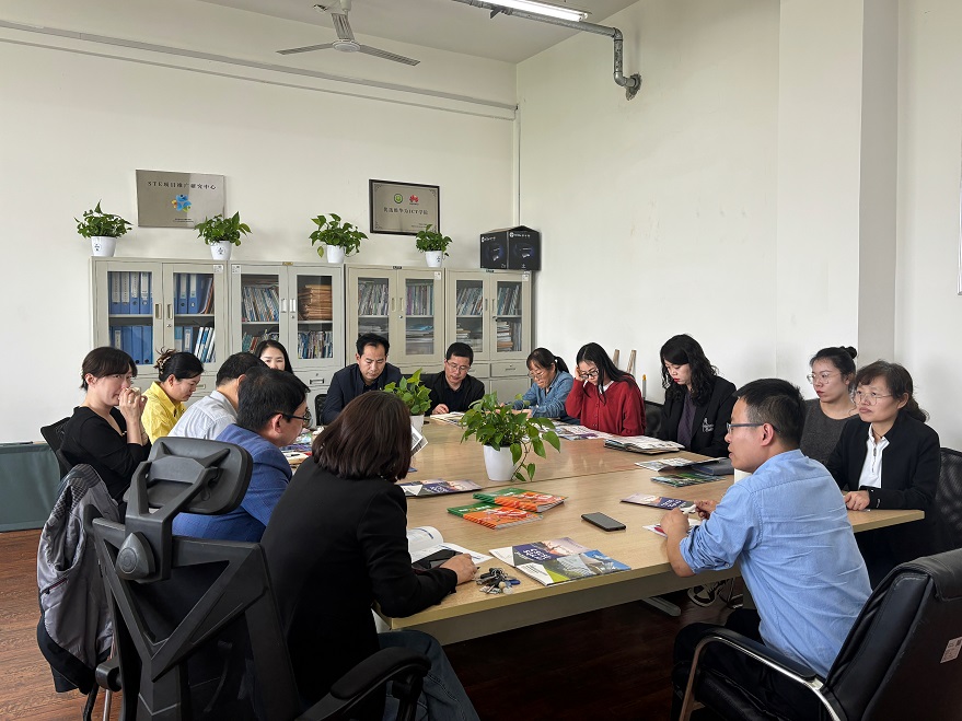 信息與科技工程學(xué)院招生就業(yè)辦公室召開(kāi)國(guó)際項(xiàng)目專題培訓(xùn)會(huì)