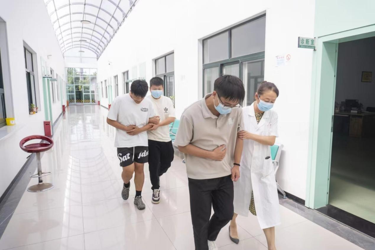 西安科技大學高新學院成功舉辦食品安全應急演練