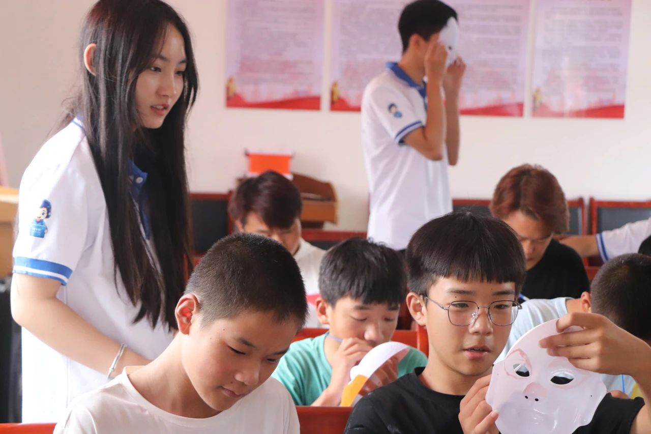 高新er在暑假，怒賺五個“億”