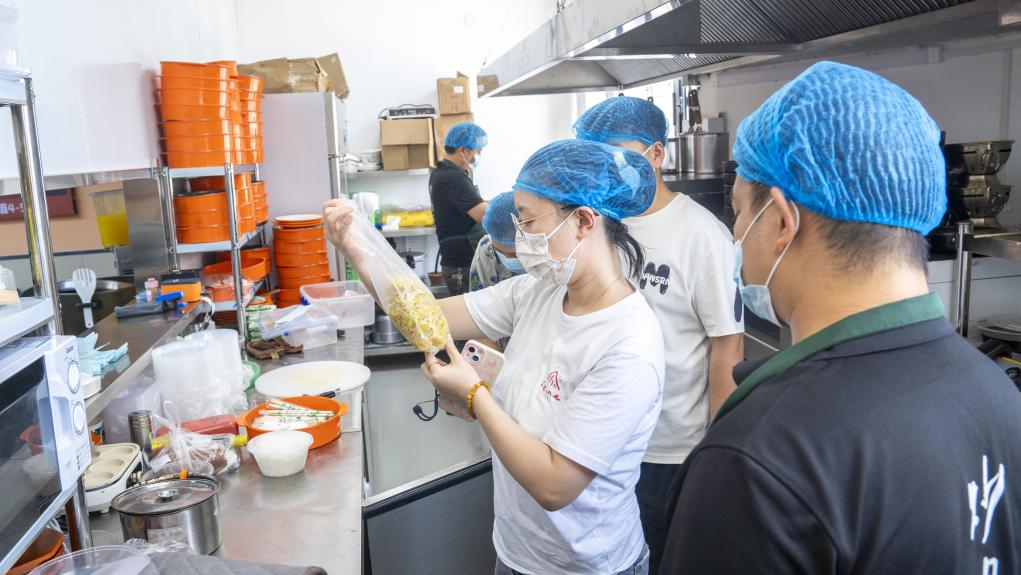 筑牢食品安全防線，守護(hù)校園師生健康