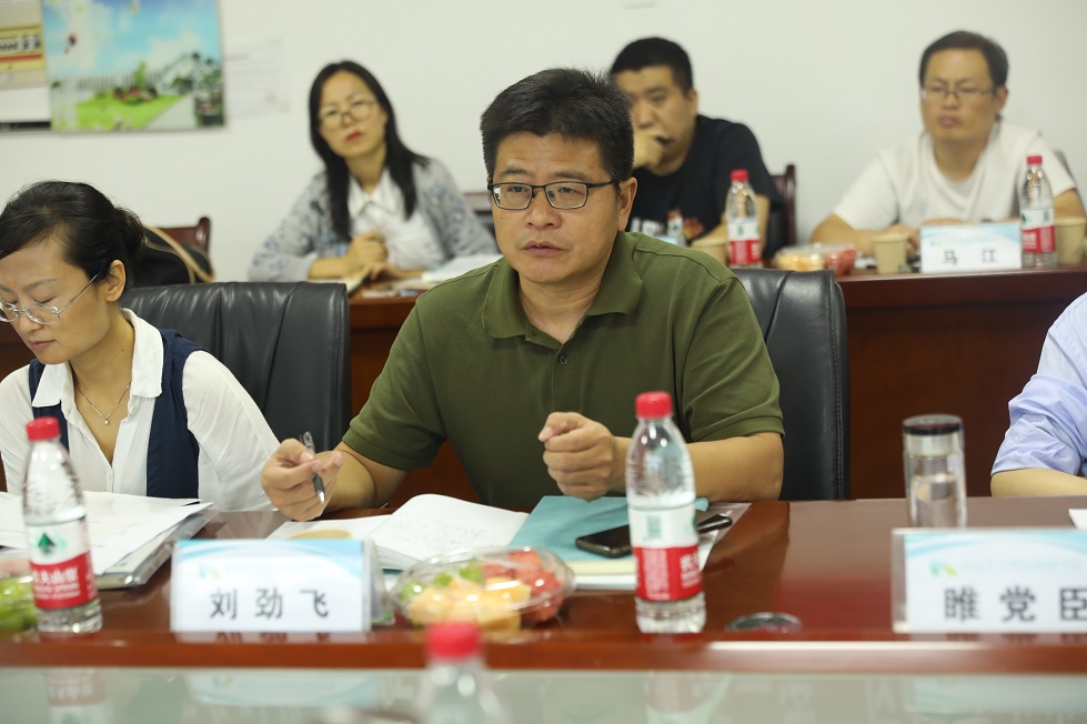 延安大學創(chuàng)新學院教務處處長劉勁飛致歡迎詞